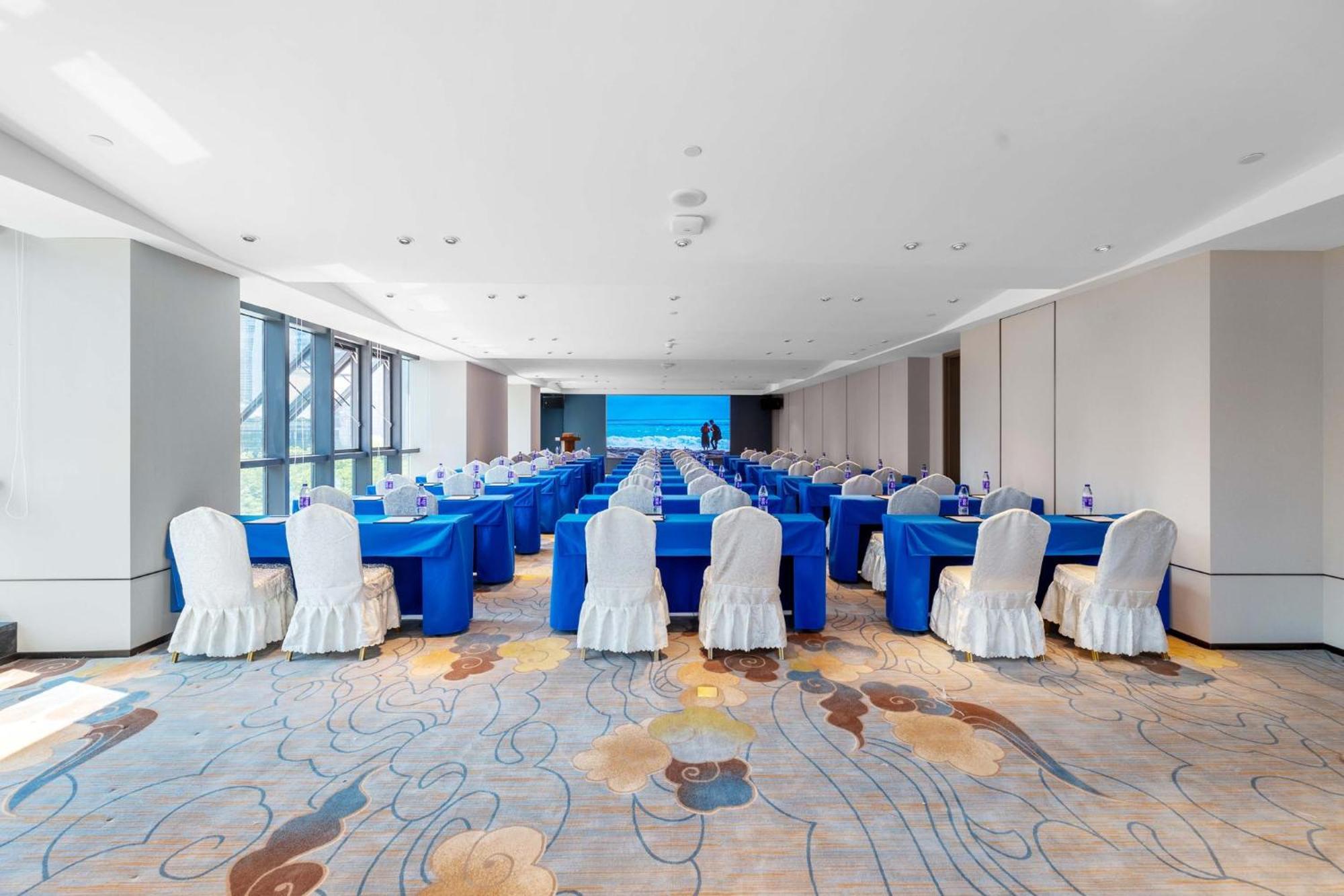 Holiday Inn Express Hangzhou Jiangnan By Ihg Exterior photo