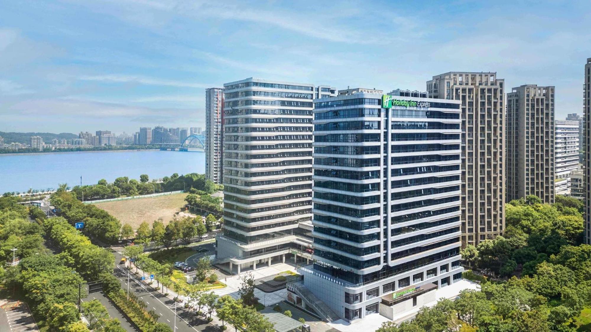 Holiday Inn Express Hangzhou Jiangnan By Ihg Exterior photo